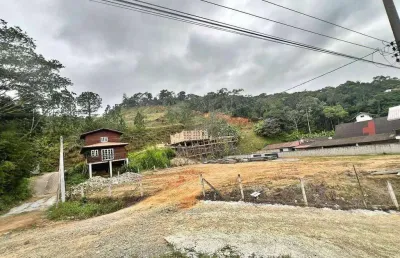 Terreno esquina, 3 andares, escritura - pedra branca