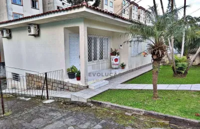 Casa residencial/comercial com 3 dorms, 195 m² - ipiranga - são josé/sc