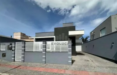 Casa alto padrão com 3 dorms, sendo 02 suites e 05 vagas, 197 m² - cidade universitária pedra branca - palhoça/sc