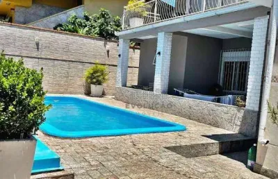 Casa 3 quartos, 2 suítes, 2 vagas - centro histórico