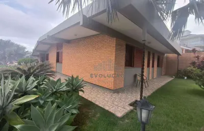 Casa de esquina com 280 m², 04 dorms, suite, piscina em capoeiras - florianópolis/sc