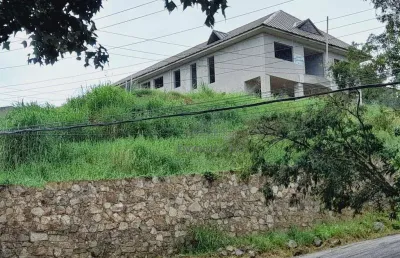 Casa em construção com 900 m² em terreno de 3.600 m² no joão paulo - florianópolis/sc