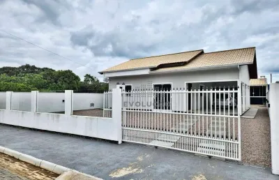 Excelente casa 3 quartos, 6 vagas, edícula - praia de fora