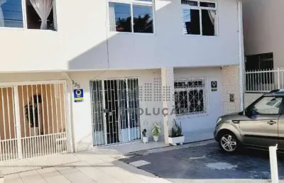 Casa com 5 quartos à venda na Rua Airton Schaeffer, Kobrasol, São José