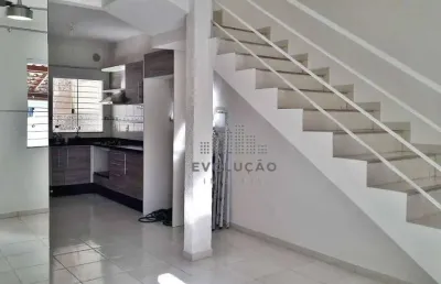 Casa com 2 quartos à venda na Rua José Fermino da Silva, Forquilhas, São José