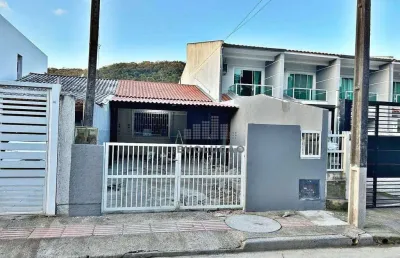 Casa com 2 quartos à venda na Rua Ipê Amarelo, Potecas, São José
