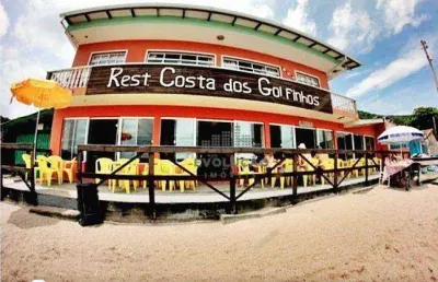 Casa x restaurante com 1.000 m², frente mar  em governador celso ramos