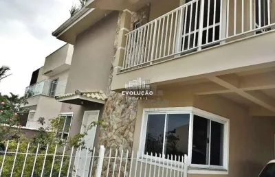 Casa com 3 quartos à venda na Rua Arco-Íris, Carianos, Florianópolis