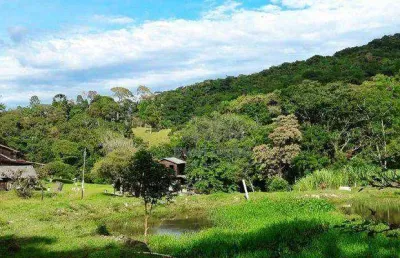 Chácara / sítio com 2 quartos à venda na Rua Érico Kuhn, Forquilhas, São José