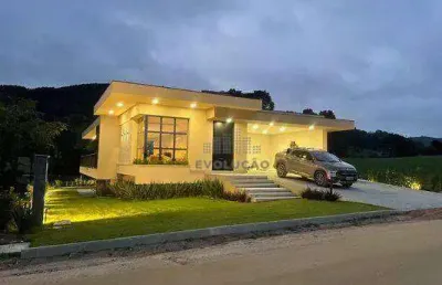 Linda casa no charmoso e cobiçado condomínio costa da serra - rancho queimado. sc