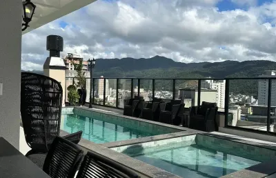 Apartamento com 3 quartos à venda na Rua 220, 405, Meia Praia, Itapema