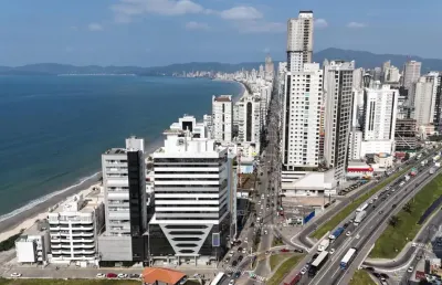 Sala comercial com 1 sala à venda na Avenida Nereu Ramos, 2800, Meia Praia, Itapema