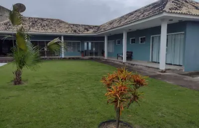Casa à venda em araruama-rj, pontinha: 2 quartos, 2 suítes, 1 sala, 1 banheiro, 3 vagas, 150m²!