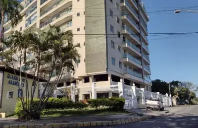 Excelente cobertura com 04 quartos, sendo 04 suítes, uma com closet, ótima sala, lavabo, varandas com vista total para lagoa, com área gourmet, banhei