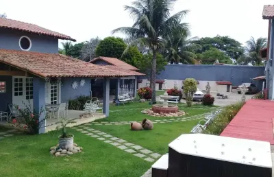 Imperdível oportunidade de investimento: casa à venda em araruama-rj, praia seca! 12 quartos, 11 suítes, 2 salas, 14 banheiros, 13 vagas de garagem, 570m² - pode ser usado como pousada!