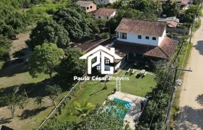 Linda chácara em araruama/rj para venda , aproximadamente 2000m2,bem localizada com todo comércio a sua volta , localizada a 5km da cidade e das praia