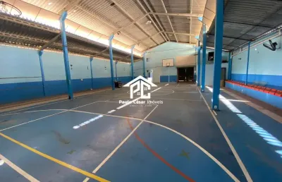 Comercial para locação no centro de araruama-rj com 360m² de área