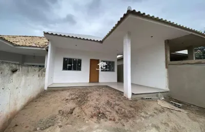 Imperdível oportunidade: casa à venda em araruama-rj, parque hotel, 3 quartos, 1 suíte, 1 sala, 1 banheiro, 1 vaga, 110m².