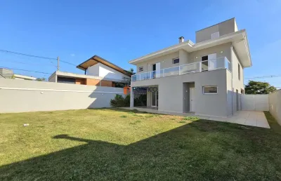Casa 4 suítes excelente quintal em condomínio na cidade de paulínia