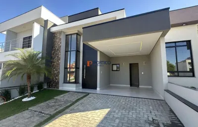 Casa com 3 suítes, escritório e energia solar no jardim dos lírios