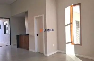 Casa à venda com 3 suítes e fotovoltaica no cond. terras da estância em paulínia