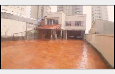 Bem localizado sobrado na vila mariana com 350m² de terreno próximo ao metro
