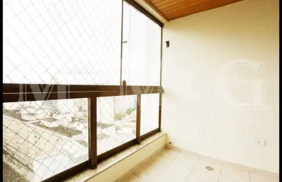 Belíssimo apartamento com 3 dormitórios sendo uma suíte situado na vila nova conceição