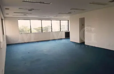 Excelente conjunto comercial 280 m2 de vão livre, 8 vagas ,próximo a estação do metro faria lima