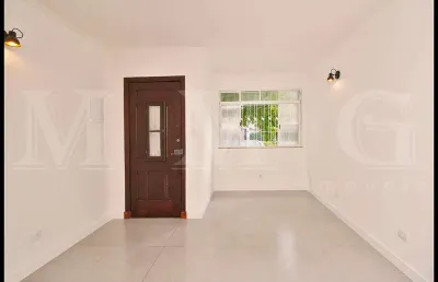 Sobrado totalmente reformado de 106 m² com 2 dormitórios 1 vaga no ipiranga