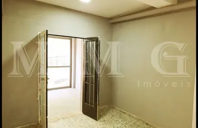 Casa para locação com 9 quartos  sendo todos suítes , sala de convivência e lavanderia 4min. da esta