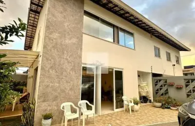 Casa com 5 quartos à venda na Avenida Praia de Guarapari, 467, Vilas do Atlantico, Lauro de Freitas