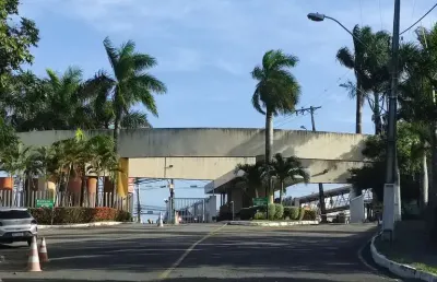 Chácara / sítio à venda na Avenida Santos Dumont, 49, Portão, Lauro de Freitas