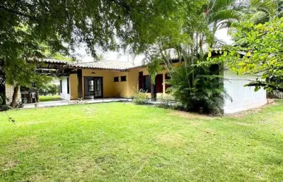 Casa em condominio em estrada do coco  -  lauro de freitas