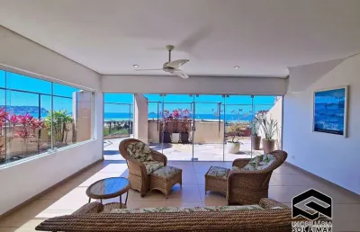 Ampla cobertura com lazer, vista panorâmica para o mar!