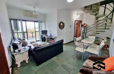 Apartamento duplex com vista panorâmica ao mar, lazer e duas vagas!