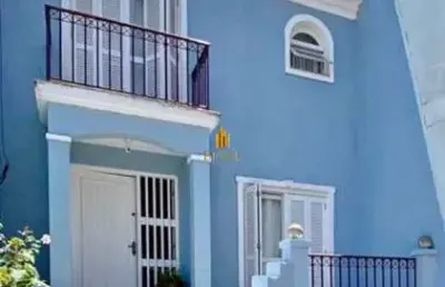 Sobrado à venda no bairro vinhedos - caxias do sul/rs
