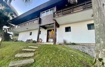 Casa com 4 quartos à venda no Centro, Caxias do Sul 