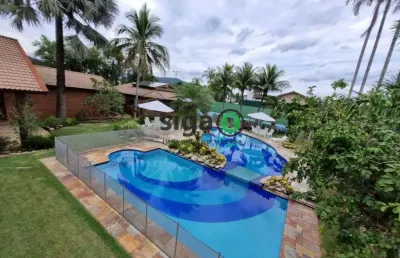 Casa a venda em condomínio jardim acapulco 5 quartos