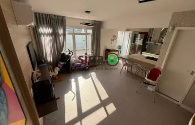 Casa á venda com 3 quartos, 2 vagas, ar condicionado e área gourmet!