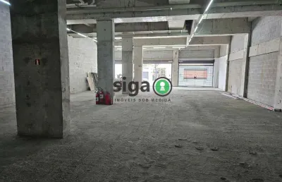 Ponto comercial para alugar na Rua Tomé Portes, 131, Parada Inglesa, São Paulo