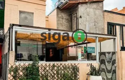 Casa comercial com 220m² com várias salas e terraço para locação na vila nova conceição