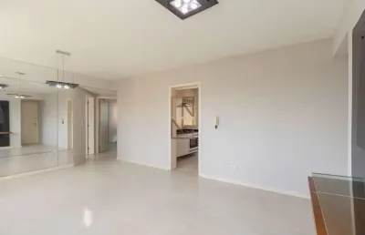 Apartamento com 2 quartos à venda na rua hildebrando de araújo, 180, jardim botânico, curitiba por r$ 399.000