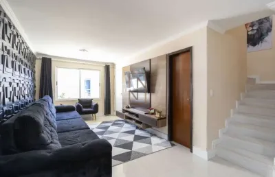 Casa em condomínio fechado com 3 quartos à venda na alameda nossa senhora do sagrado coração, 444, pinheirinho, curitiba por r$ 670.000