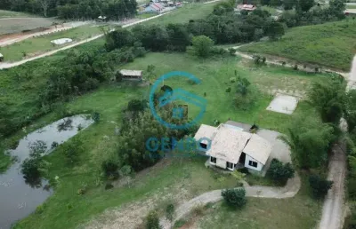 Sítio em meio a natureza com lagoas, piscina e terreno de 17.000m² ( 1.7 hectares ) à venda em tijucas/sc