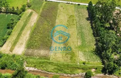 Área para sítio em meio a natureza com riacho e terreno de 7.700m² à venda em canelinha/sc