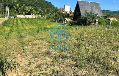 Lote para chácara em meio a natureza e terreno de 1.746m² à venda em tijucas/sc
