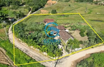 Chácara em meio a natureza com riacho e terreno de 7.800m² à venda em tijucas/sc