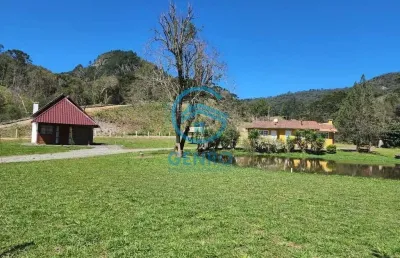 Sítio na serra catarinense com lagoa e terreno de 30.700m² ( 3.7 hectares ) à venda em urubici/sc