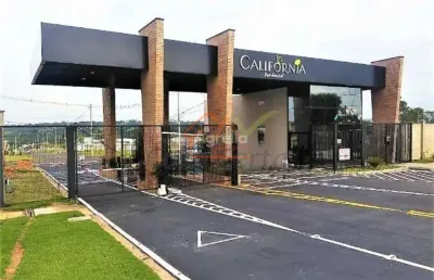 Terreno com excelente localização no condomínio califórnia - estiva gerbi/sp