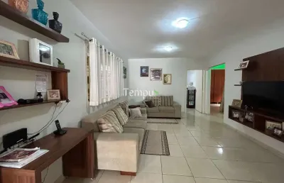 Casa com 3 quartos à venda na Rua Luiz de Matos, Setor Sudoeste, Goiânia